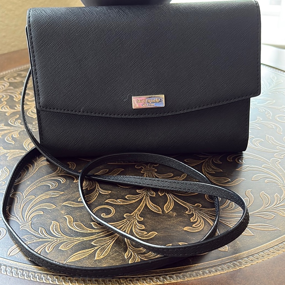 Kate Spade New York Black Saffiano Leather Crossbody Wallet